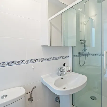 Beachfront Bliss Seaside Retreat * Manilva