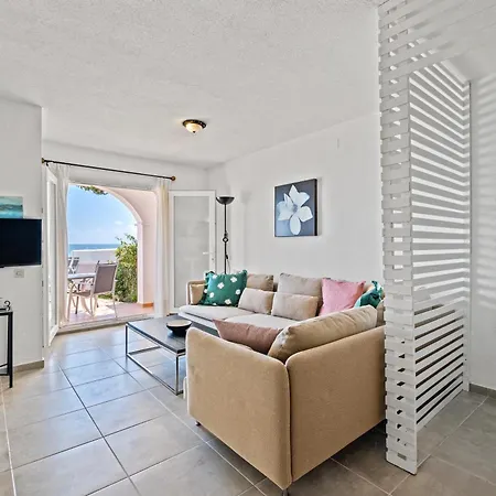 Apartment Beachfront Bliss Seaside Retreat *