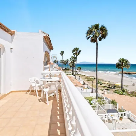 Apartment Beachfront Bliss Seaside Retreat *